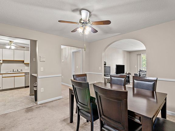 4th image of 5 Timberwood Dr Unit 304