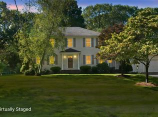 12 Intervale Dr, Cumberland, RI 02864