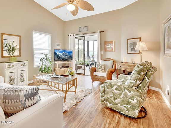 4th image of 813 Pine Shores Cir