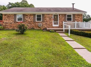 1945 Opossum Run Rd, Irvine, KY 40336