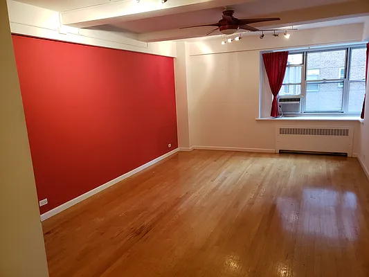 Rented by LoHo Realty | media 10