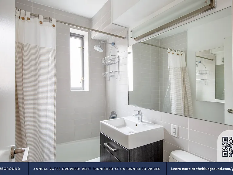 101 W 15th St #607 — Photo 12