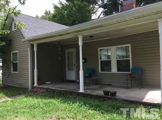 413 Harriett St, Henderson, NC 27536