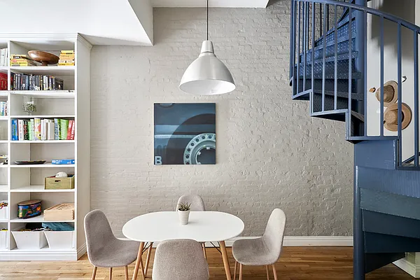 Sold by Compass | media 20