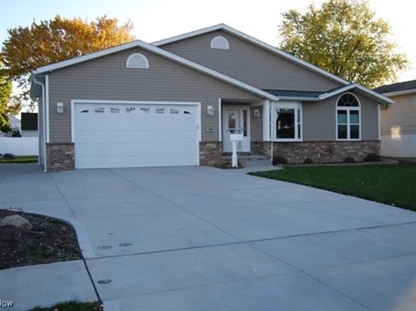 16005 Southway Dr, Brookpark, OH 44142