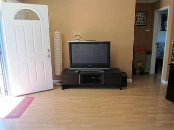 2nd image of 108 E 20th Ave