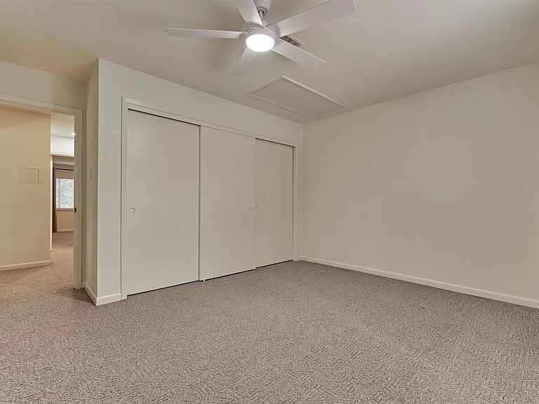 2351 W Settlers Way — Photo 37