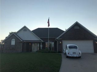 3008 Shiraz Ln, Springdale, AR 72764