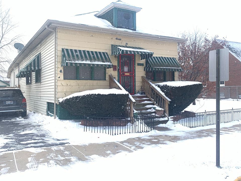 2nd image of 329 E 156th St