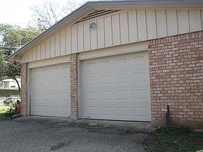 2nd image of 708 Gaywood Dr