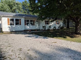 1507 S Summer St, El Dorado Springs, MO 64744