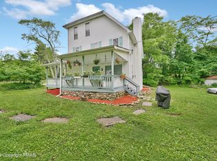104 Monomonock Rd, Cresco, PA 18326