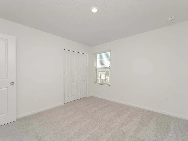 Meadow Walk Dr — Photo 7