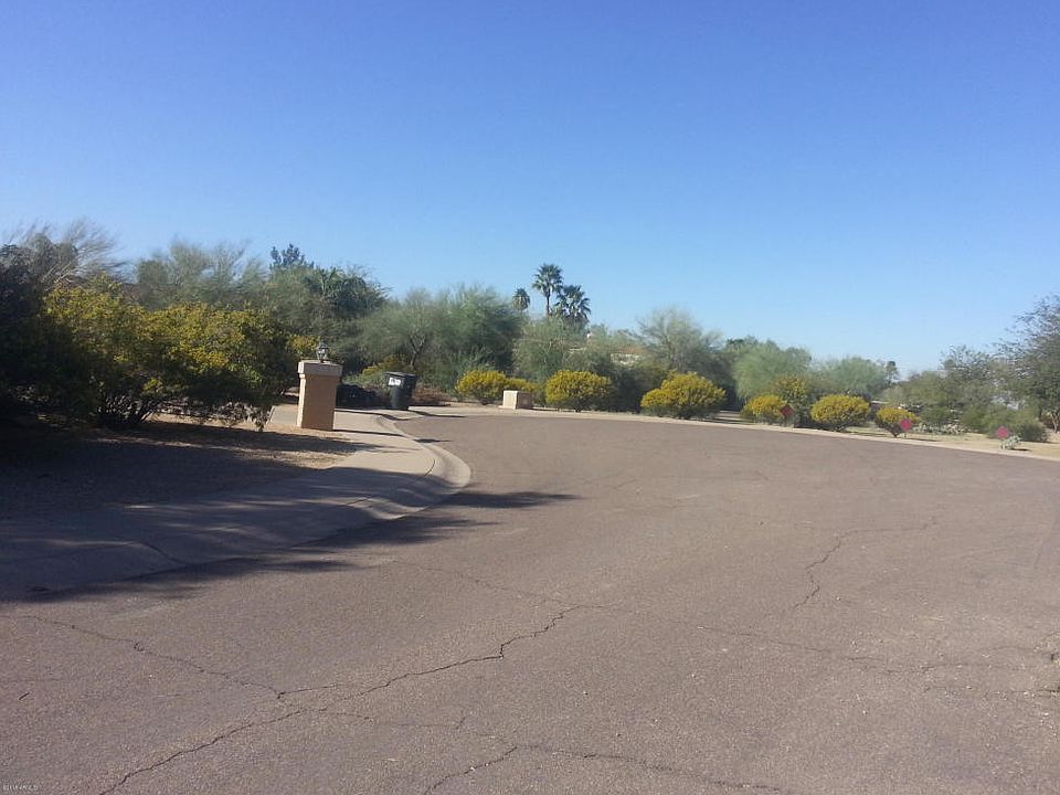 2nd image of 10725 E Cholla Ln