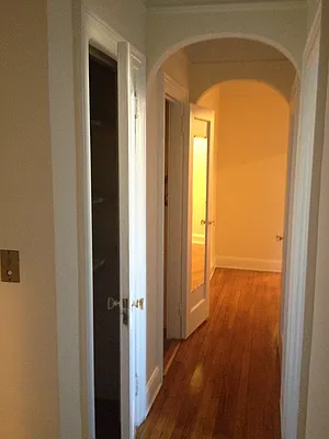 Rented by Metroline Realty | media 62