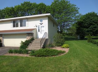 9608 Utica Rd, Bloomington, MN 55437