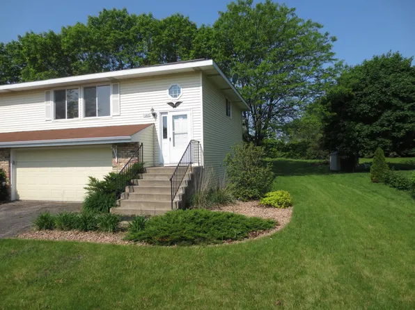 9608 Utica Rd, Bloomington, MN 55437