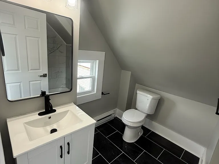 813 Washington Ave #1 — Photo 6