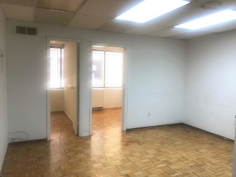 1st image of 408 8th Ave #202B