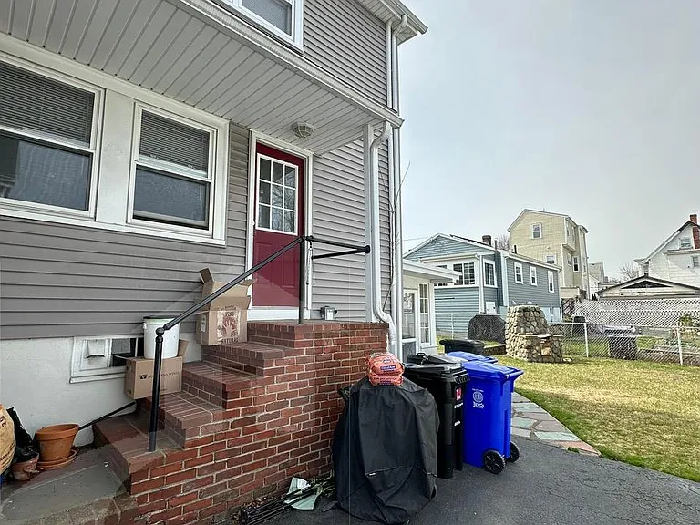 21 Ashland St — Photo 18
