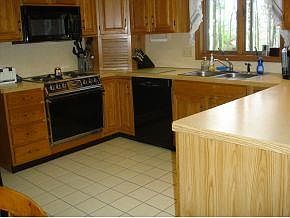 2nd image of 955 Southern Pines Dr