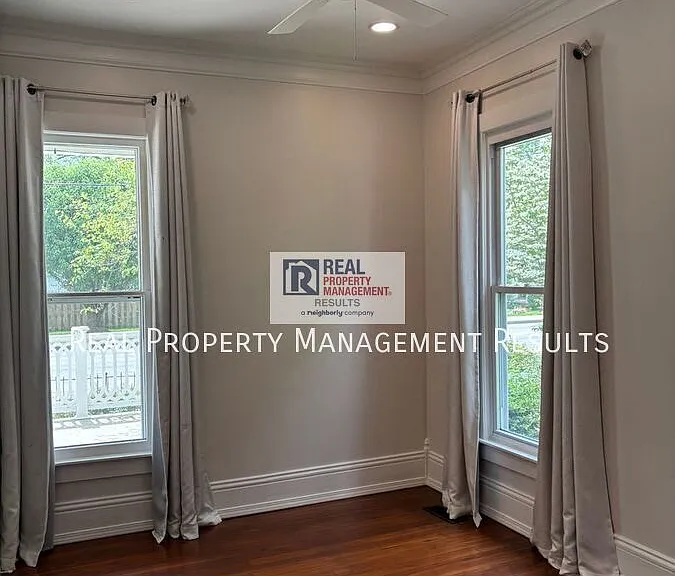402 W Jennings St — Photo 12