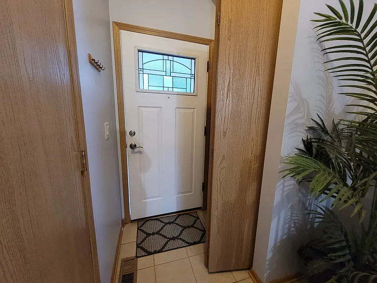 1714 Sierra Trl — Photo 9