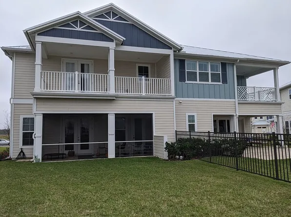 691 Rum Runner Way, Saint Johns, FL 32259