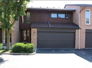 1836 Wildberry Dr UNIT D, Glenview, IL 60025