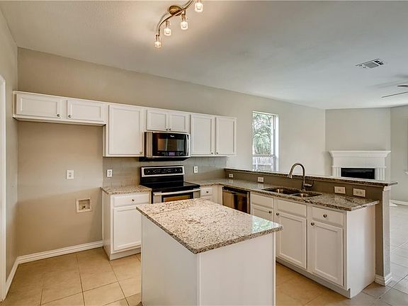 5th image of 6429 Bay Lake Dr