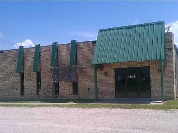 3rd image of 15200 Chef Menteur Hwy