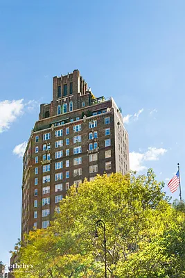 Rented by Sotheby's International Realty | media 33