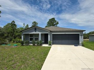 6871 N Pavilion Loop, Citrus Springs, FL 34433