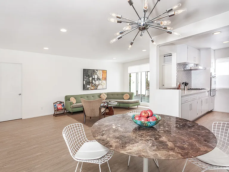 938 N San Vicente Blvd #8 — Photo 6