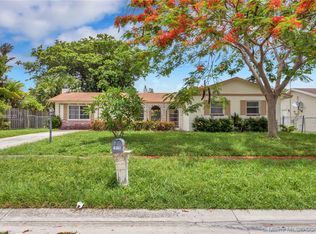 6561 Whispering Wind Way, Delray Beach, FL 33484