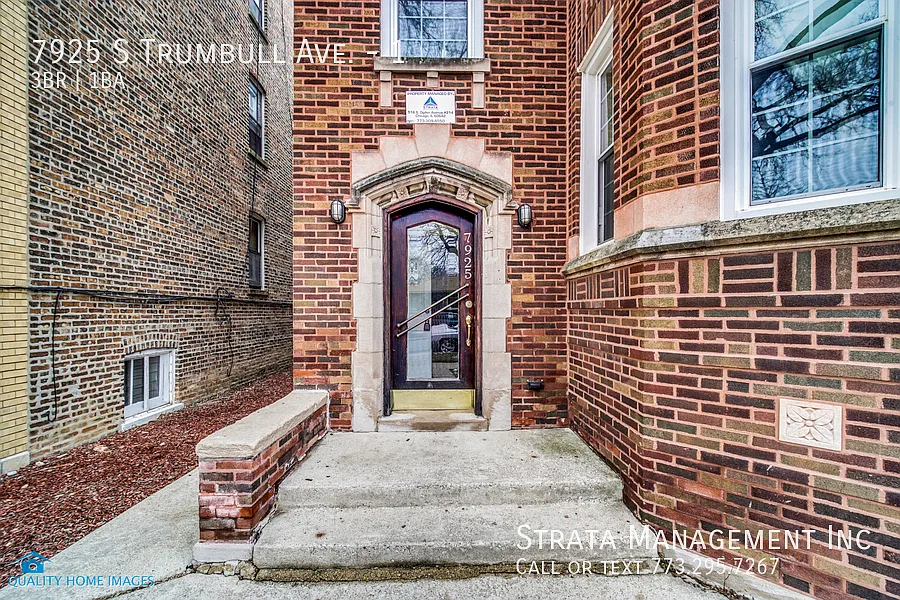 7925 S Trumbull Ave — Photo 2