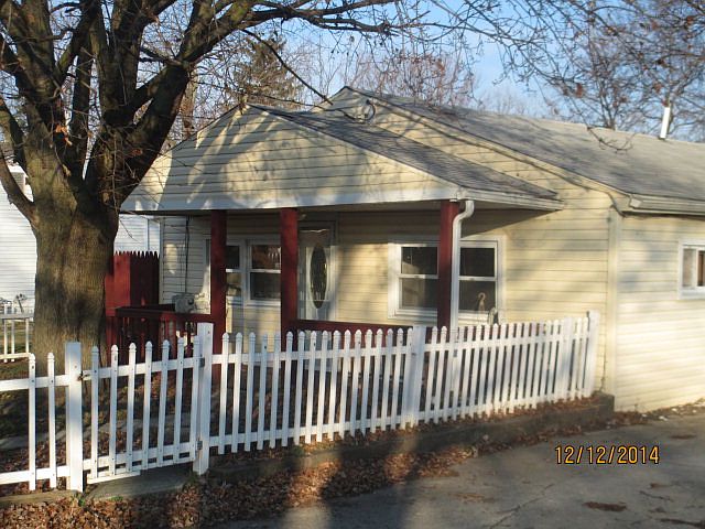 1st image of 804 Lindberg Ave