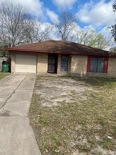 5814 Mackinaw Rd Photo 1