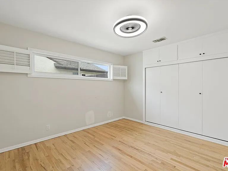 8348 Reading Ave — Photo 18