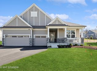 1067 Sugar Maple Dr, Crystal Lake, IL 60012