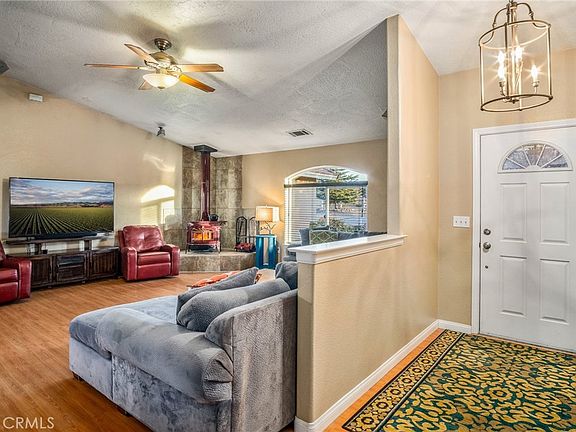 3rd image of 388 Calaveras Rd