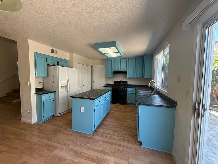 9558 Dominion Wood Ln — Photo 5