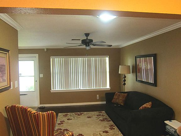 VIEW OF LIVING ROOM