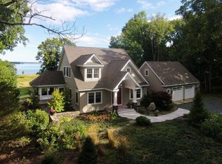 557 Bay Rd, Durham, NH 03824