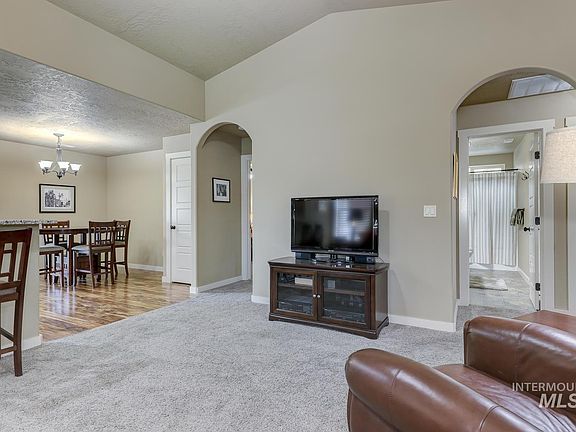 5th image of 7534 Baron Ln