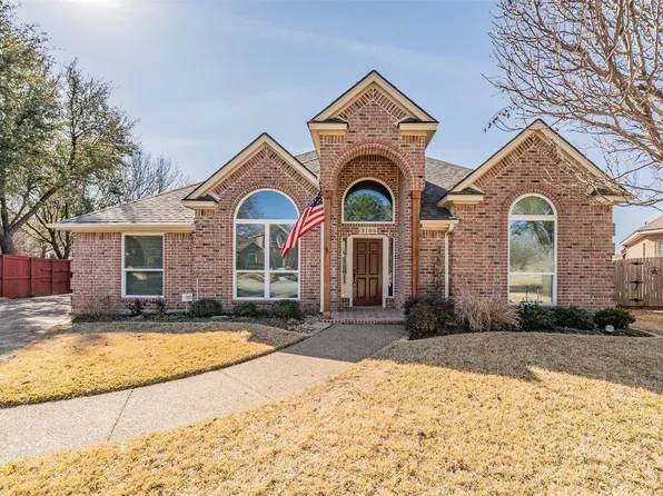 3108 Creekwood Ct, Bedford, TX 76021