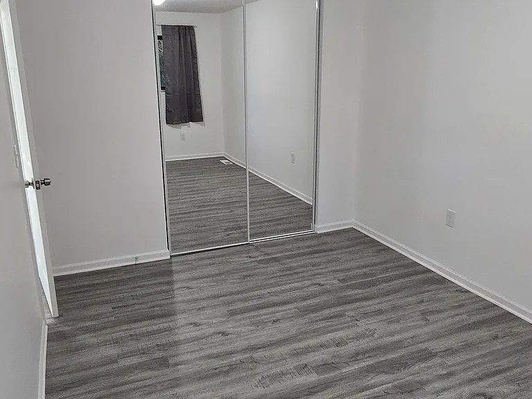 24924 Greater Mack Ave — Photo 10