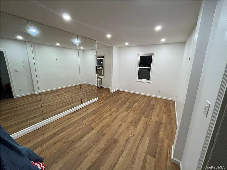 6 Alexander Pl — Photo 6