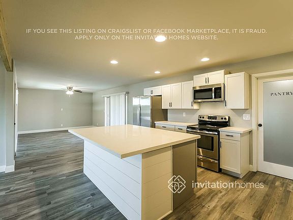 5th image of 3136 W Cactus Rd