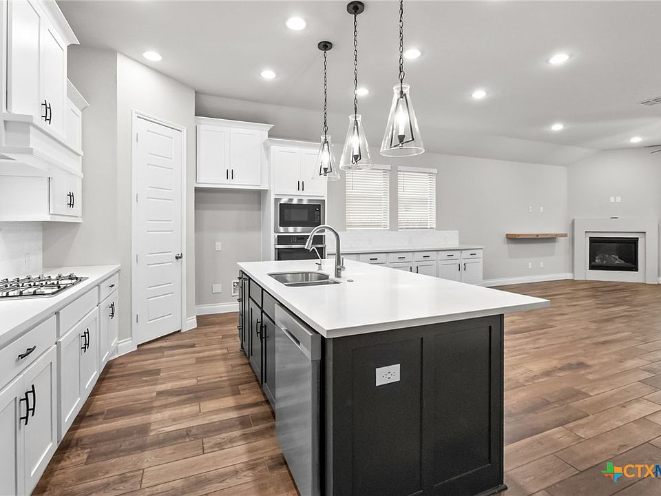 1st image of 3136 Coral Way